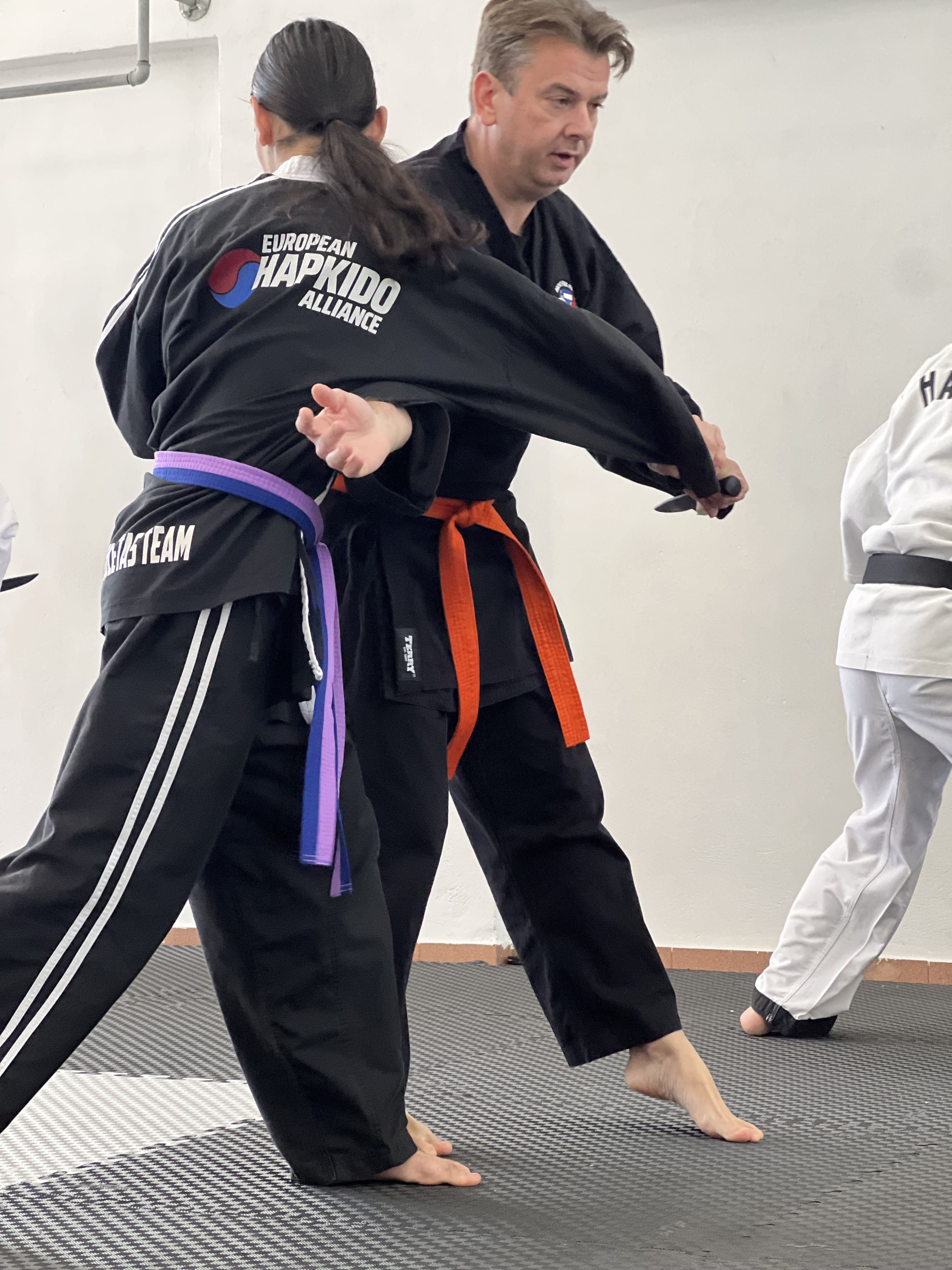 Σεμινάριο Αυτοάμυνας - Μαχαίρι/ πιστόλι